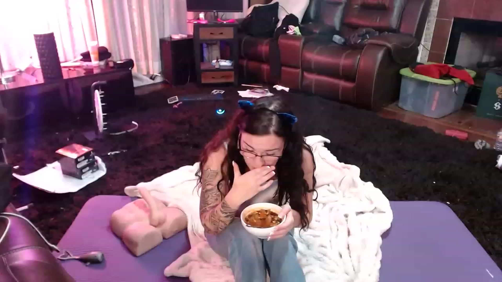 Gallery image thumbnail from BunnyNextDoor's myfreecams stream on, 07/04/2023, 02:50 image 19 of 20
