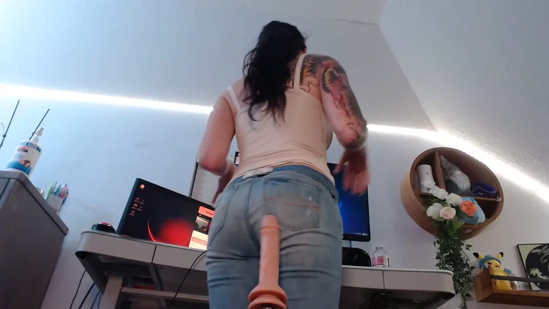 Gallery image thumbnail from BunnyNextDoor's myfreecams stream on, 07/06/2023, 03:02 image 10 of 20