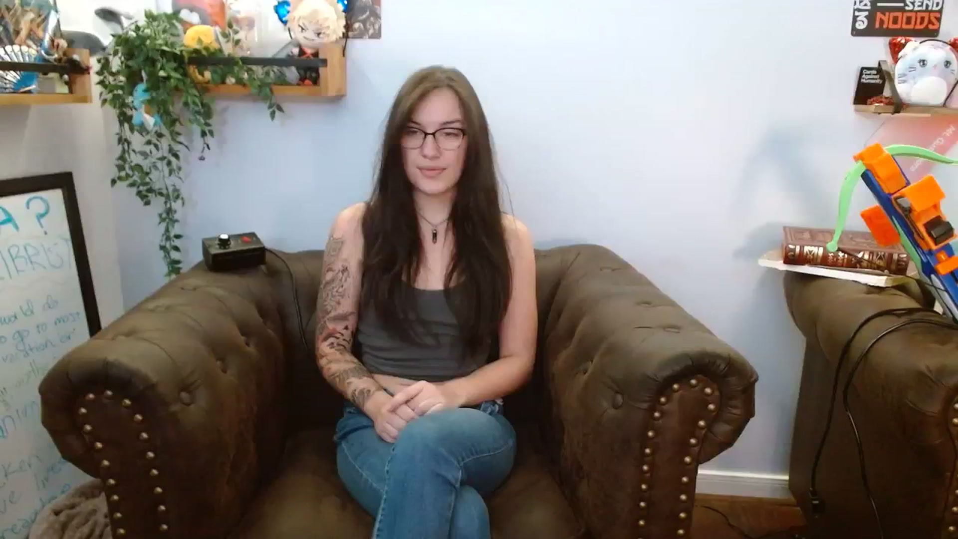 Gallery image thumbnail from BunnyNextDoor's myfreecams stream on, 08/01/2023, 14:33 image 3 of 20