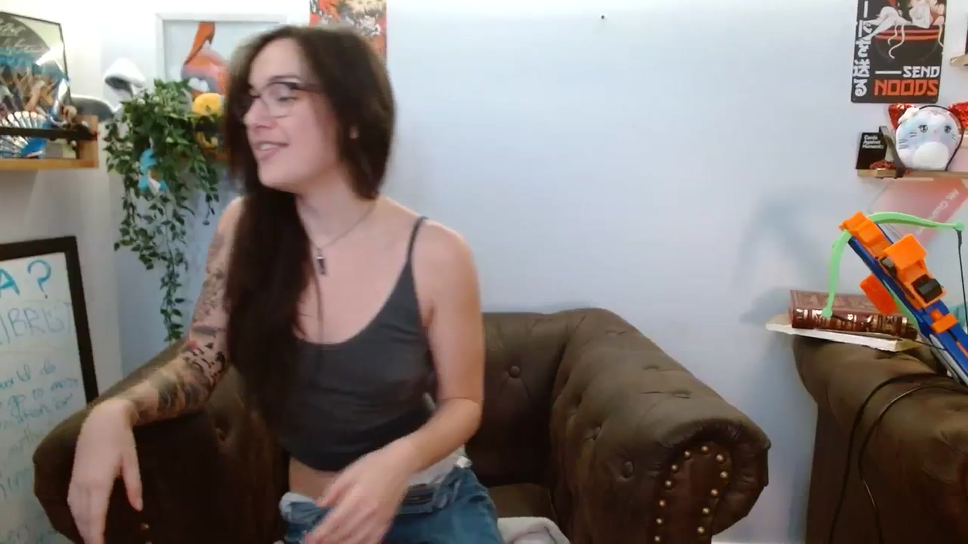Gallery image thumbnail from BunnyNextDoor's myfreecams stream on, 08/01/2023, 14:33 image 19 of 20