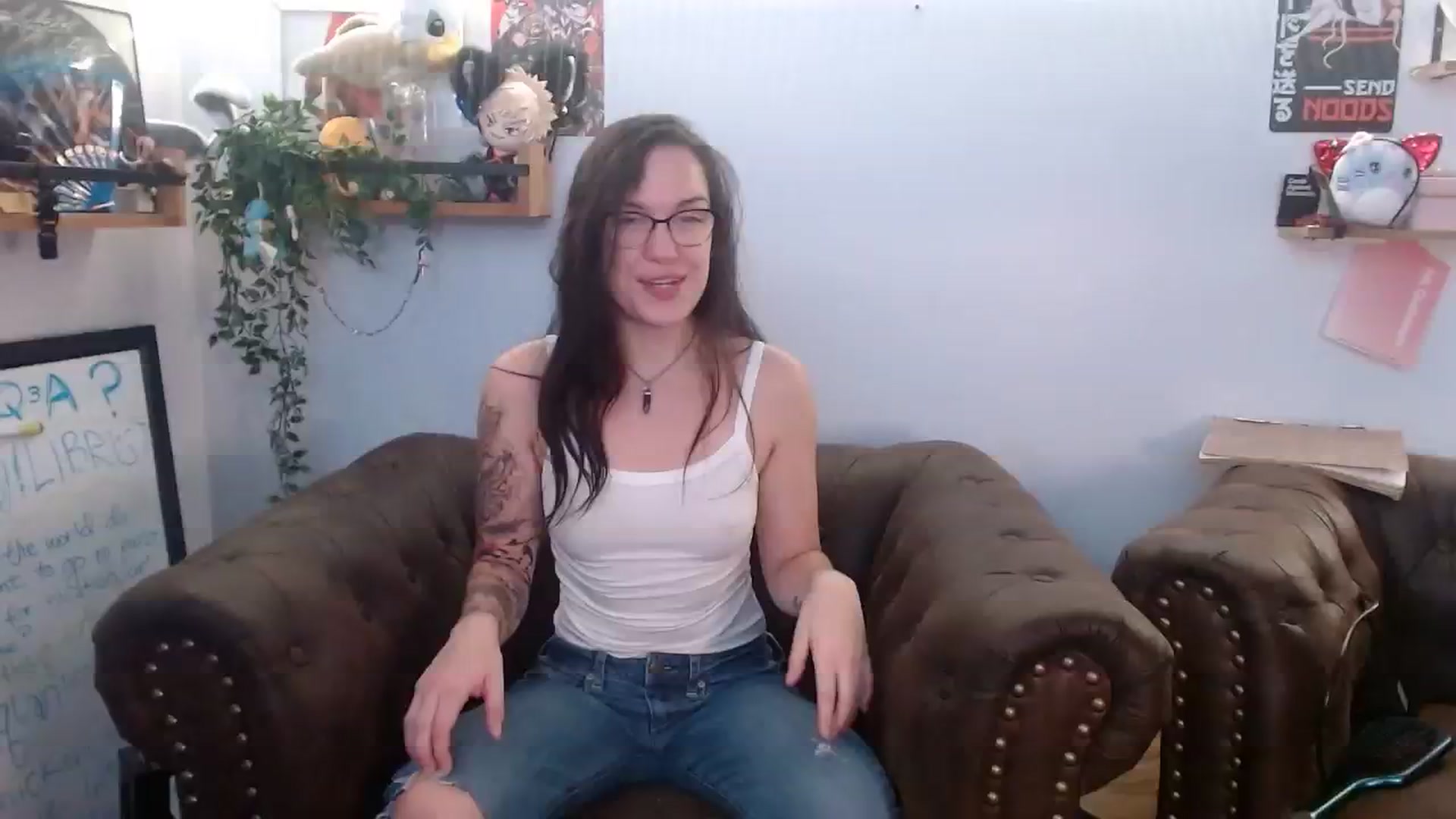 Gallery image thumbnail from BunnyNextDoor's myfreecams stream on, 08/03/2023, 14:58 image 11 of 20