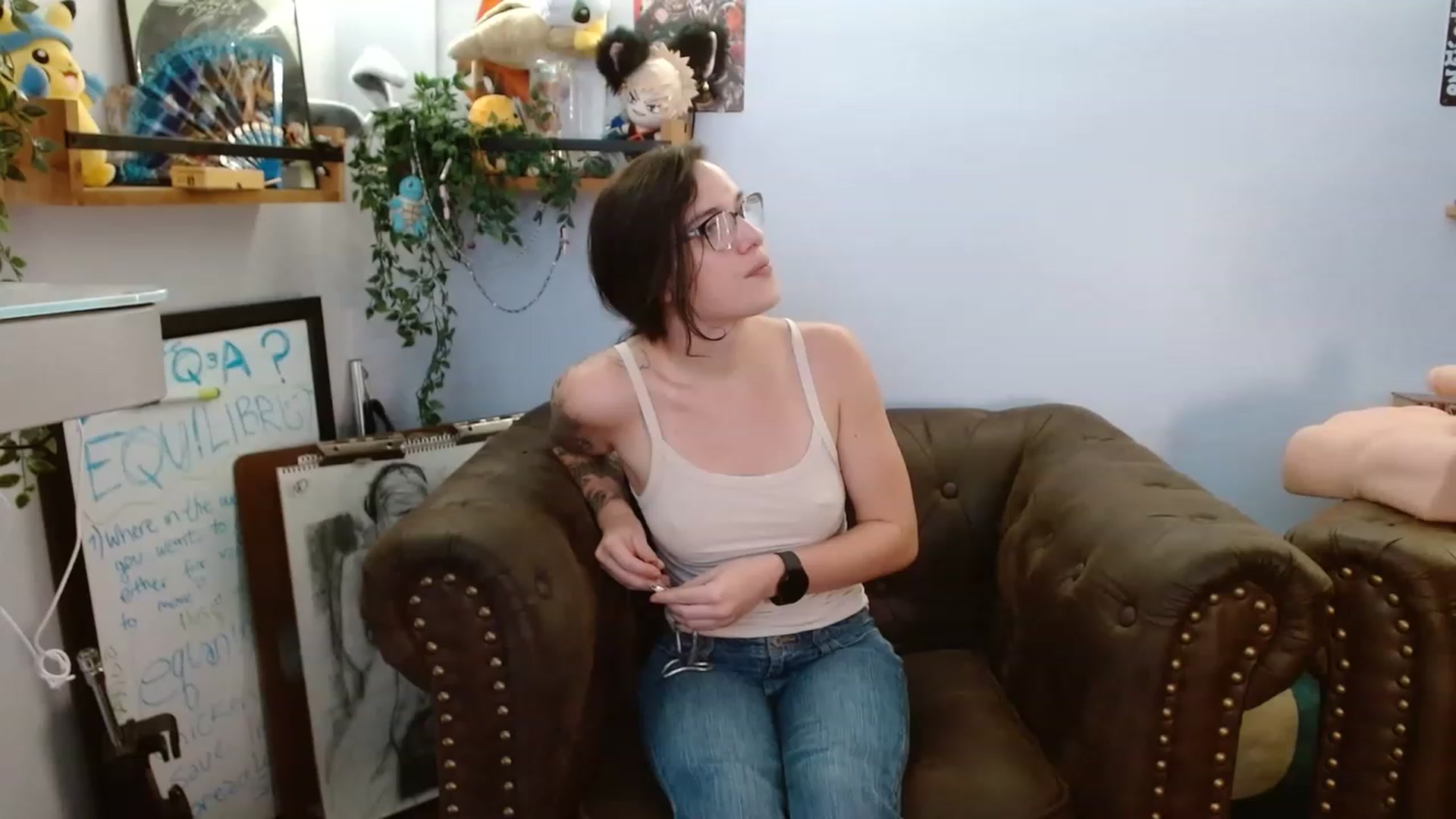 Gallery image thumbnail from BunnyNextDoor's myfreecams stream on, 08/04/2023, 19:32 image 16 of 20