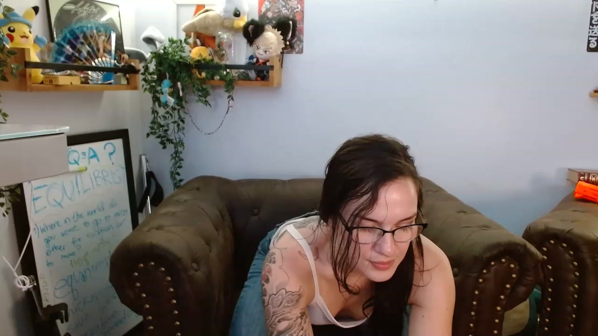 Gallery image thumbnail from BunnyNextDoor's myfreecams stream on, 08/04/2023, 19:32 image 8 of 20