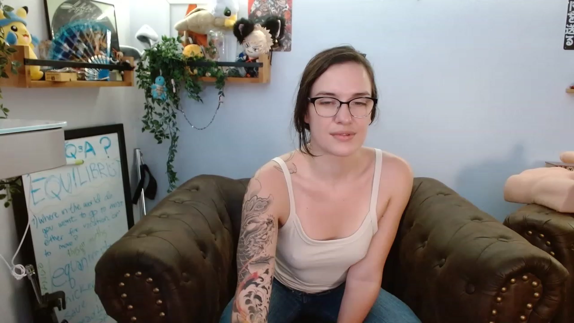 Gallery image thumbnail from BunnyNextDoor's myfreecams stream on, 08/04/2023, 19:32 image 12 of 20