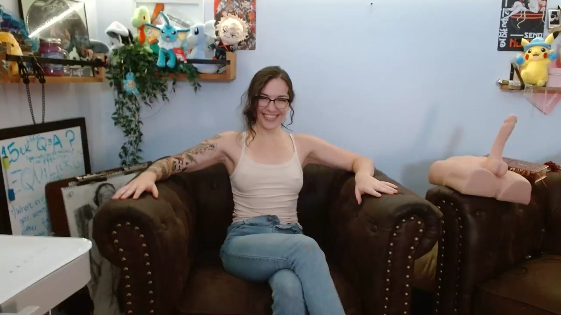 Gallery image thumbnail from BunnyNextDoor's myfreecams stream on, 08/07/2023, 18:06 image 8 of 20