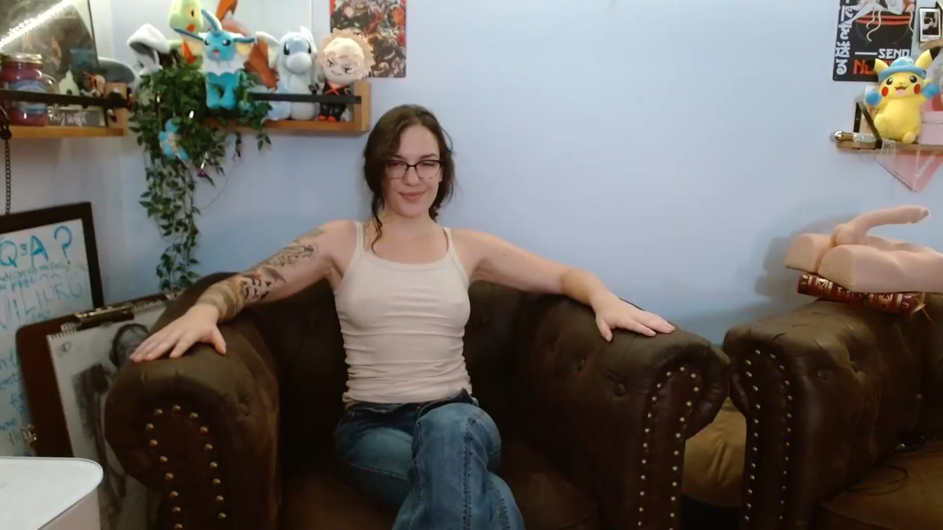 Gallery image thumbnail from BunnyNextDoor's myfreecams stream on, 08/07/2023, 18:06 image 14 of 20
