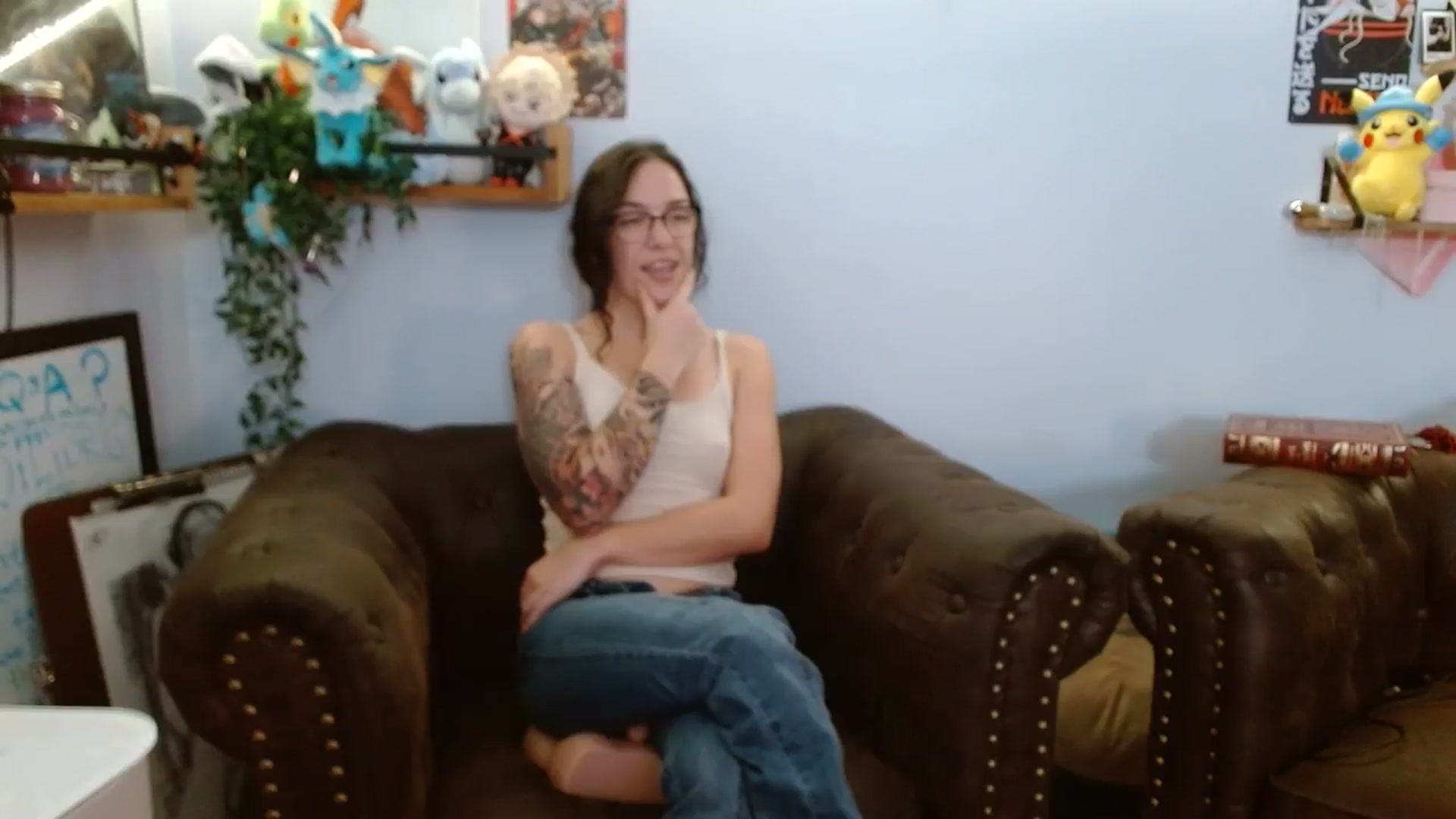 Gallery image thumbnail from BunnyNextDoor's myfreecams stream on, 08/07/2023, 18:06 image 17 of 20