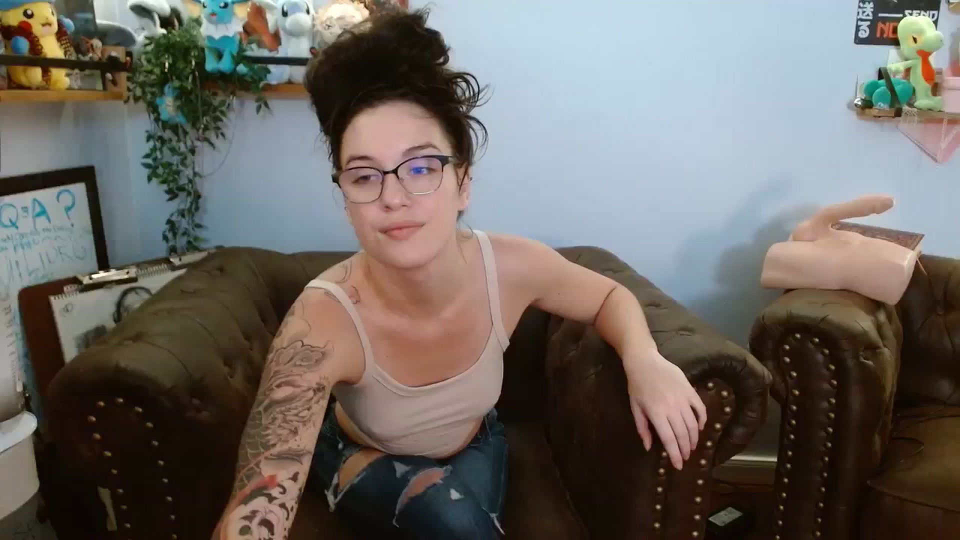 Gallery image thumbnail from BunnyNextDoor's myfreecams stream on, 08/08/2023, 03:45 image 15 of 20