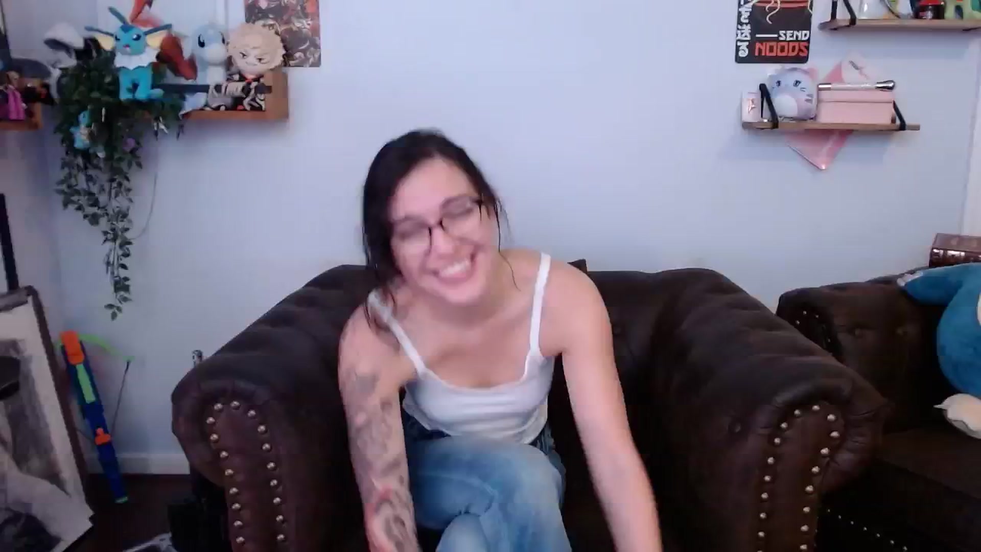 Gallery image thumbnail from BunnyNextDoor's myfreecams stream on, 08/14/2023, 17:11 image 1 of 20