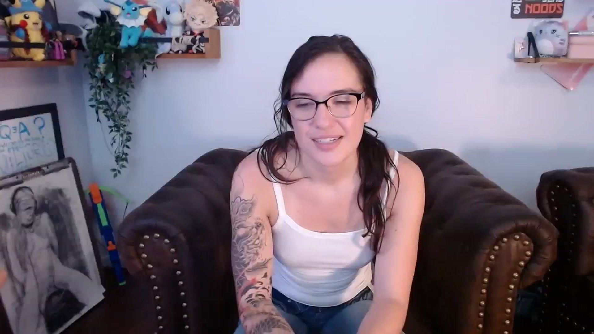 Gallery image thumbnail from BunnyNextDoor's myfreecams stream on, 08/16/2023, 19:16 image 19 of 20