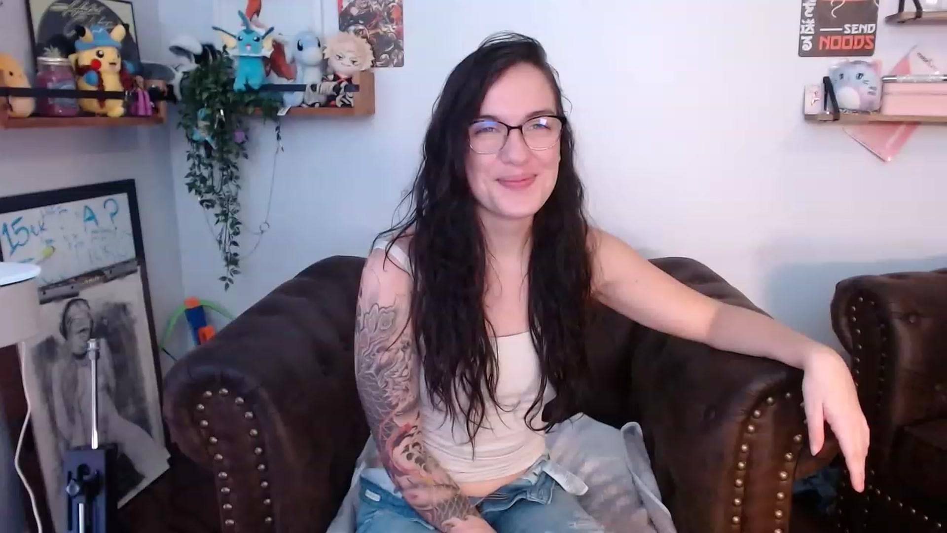 Gallery image thumbnail from BunnyNextDoor's myfreecams stream on, 08/18/2023, 18:29 image 10 of 20