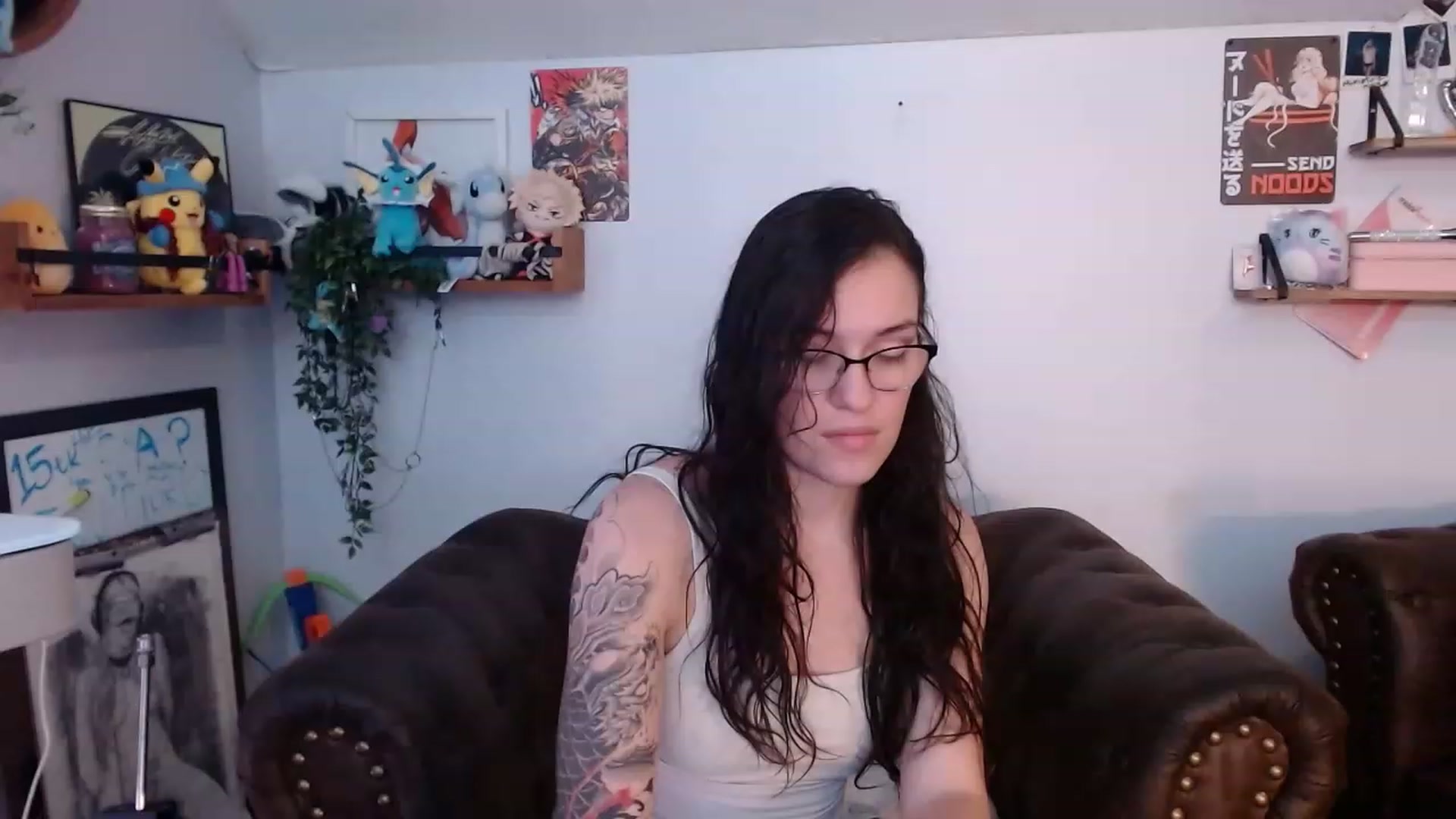 Gallery image thumbnail from BunnyNextDoor's myfreecams stream on, 08/18/2023, 18:29 image 1 of 20