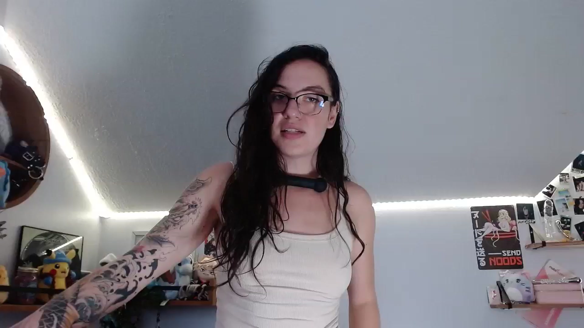 Gallery image thumbnail from BunnyNextDoor's myfreecams stream on, 08/18/2023, 19:25 image 20 of 20