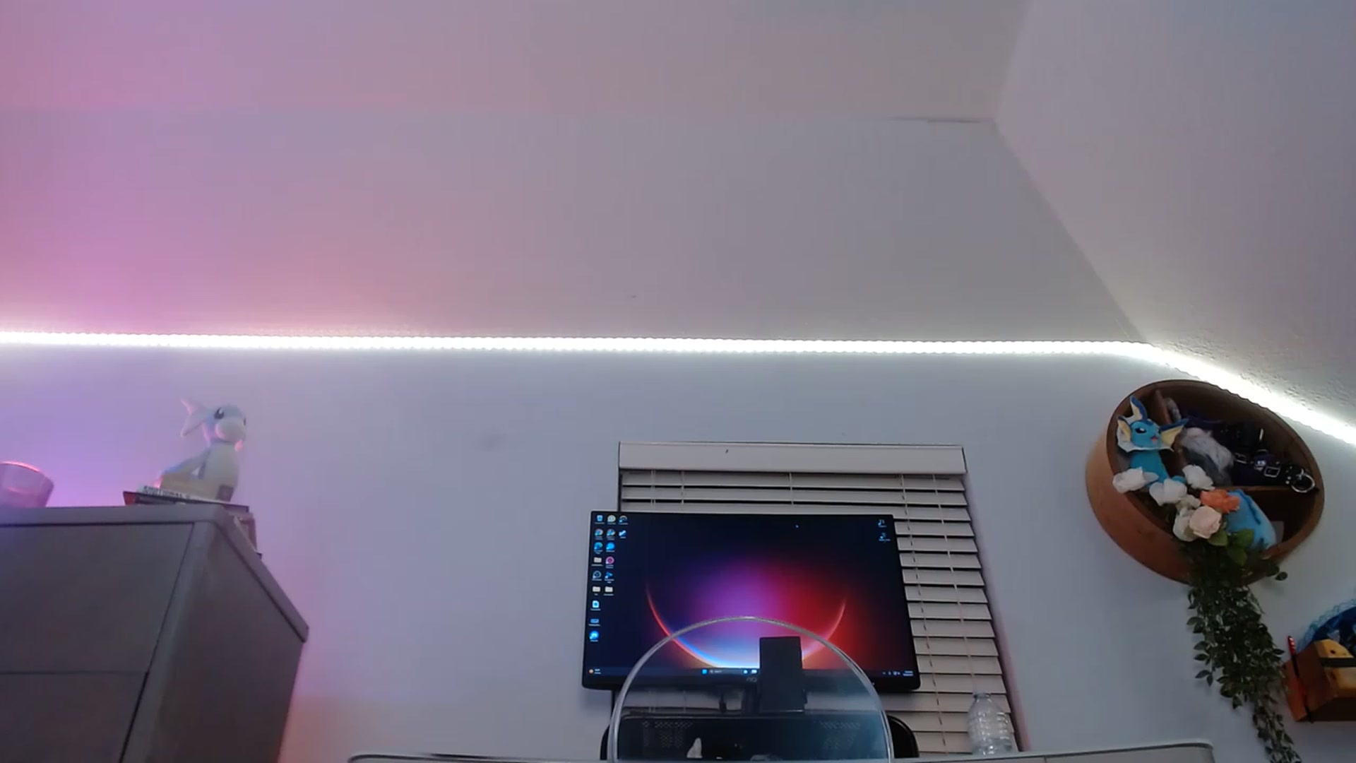 Gallery image thumbnail from BunnyNextDoor's myfreecams stream on, 08/21/2023, 04:39 image 13 of 20