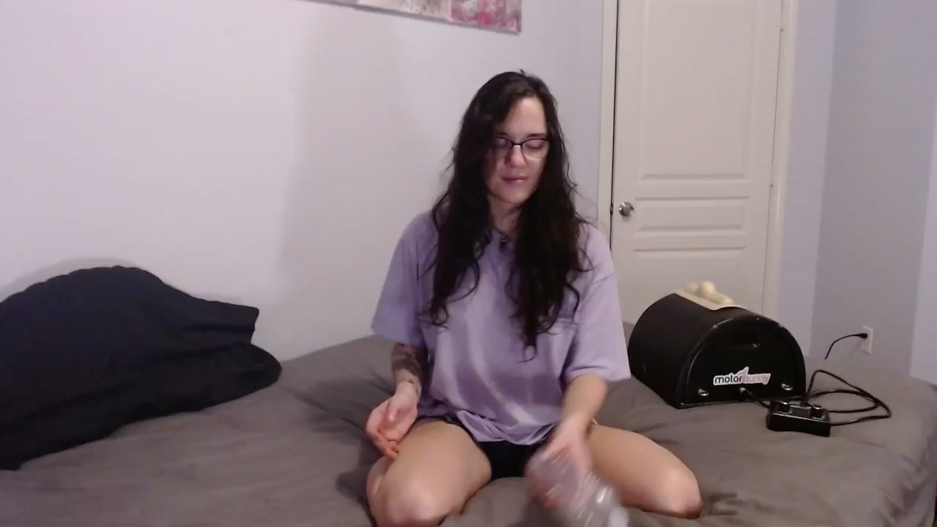 Gallery image thumbnail from BunnyNextDoor's myfreecams stream on, 08/30/2023, 08:17 image 16 of 20