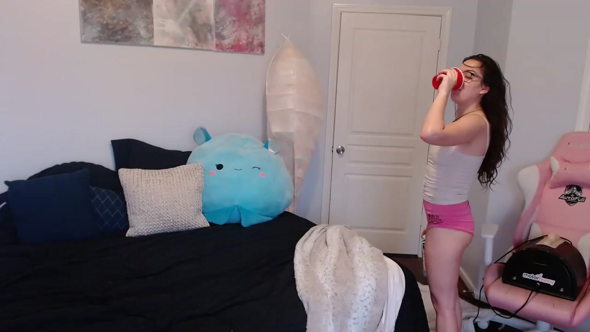Gallery image thumbnail from BunnyNextDoor's myfreecams stream on, 08/30/2023, 20:06 image 19 of 20