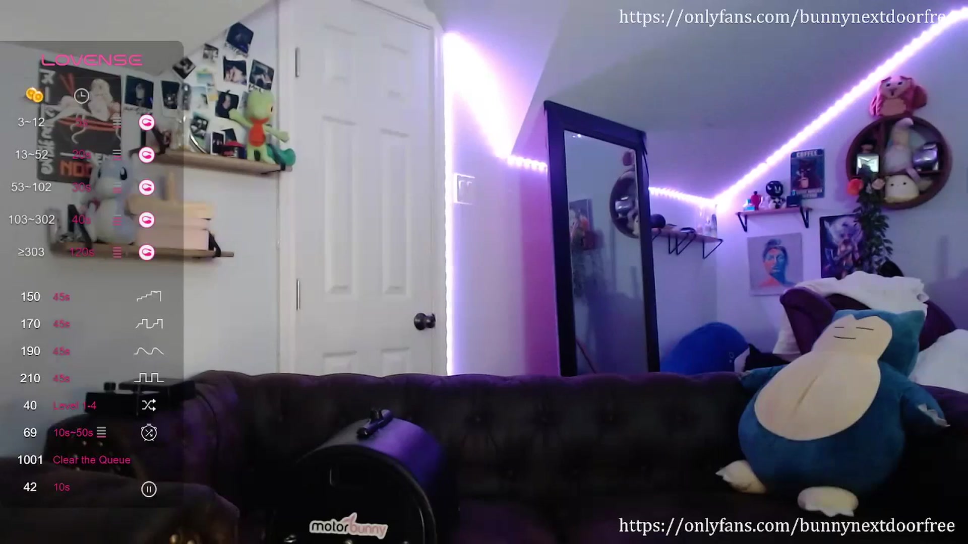 Gallery image thumbnail from BunnyNextDoor's myfreecams stream on, 09/03/2023, 23:47 image 17 of 20