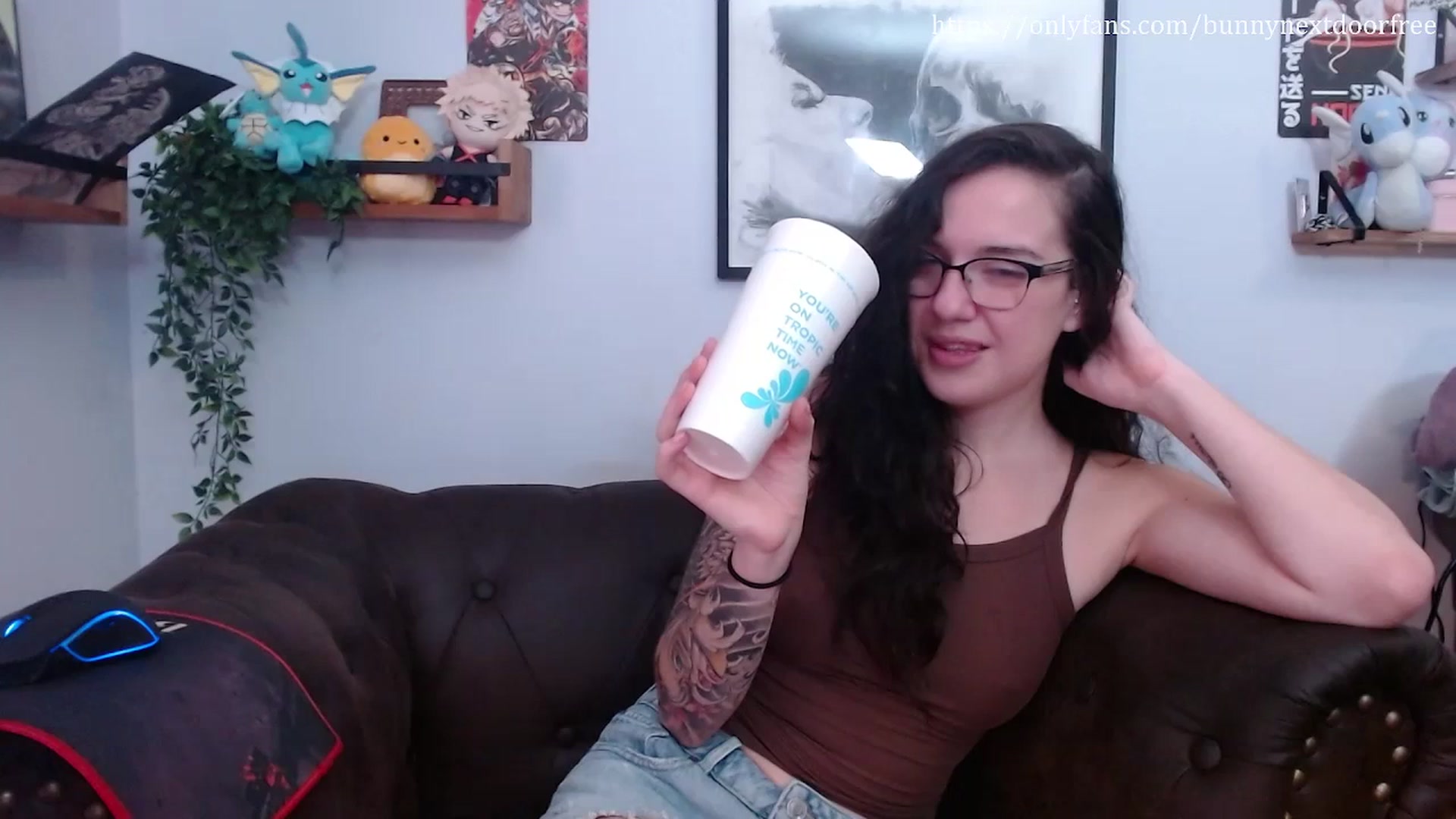 Gallery image thumbnail from BunnyNextDoor's myfreecams stream on, 09/04/2023, 17:01 image 8 of 20
