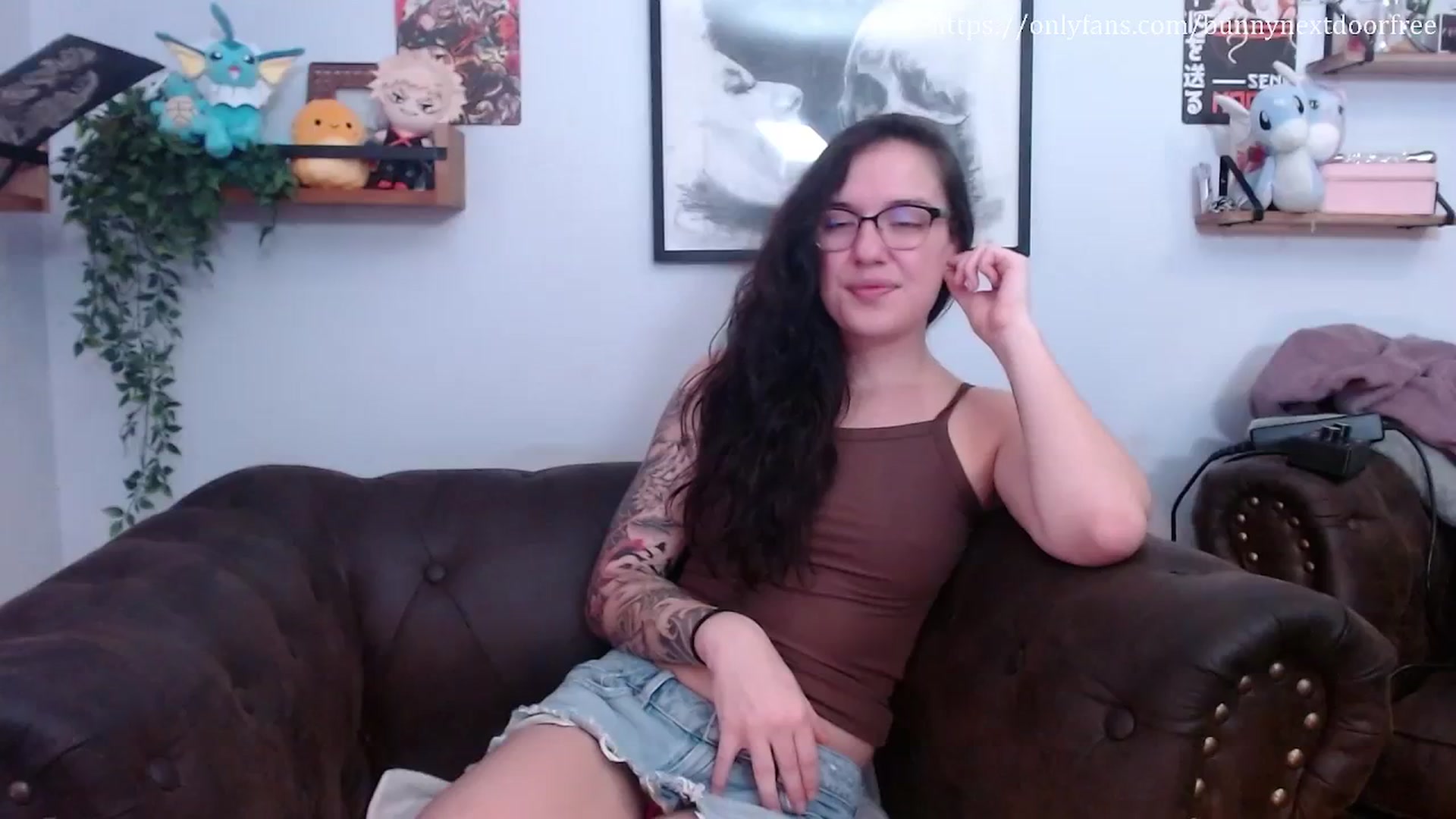 Gallery image thumbnail from BunnyNextDoor's myfreecams stream on, 09/04/2023, 17:01 image 19 of 20