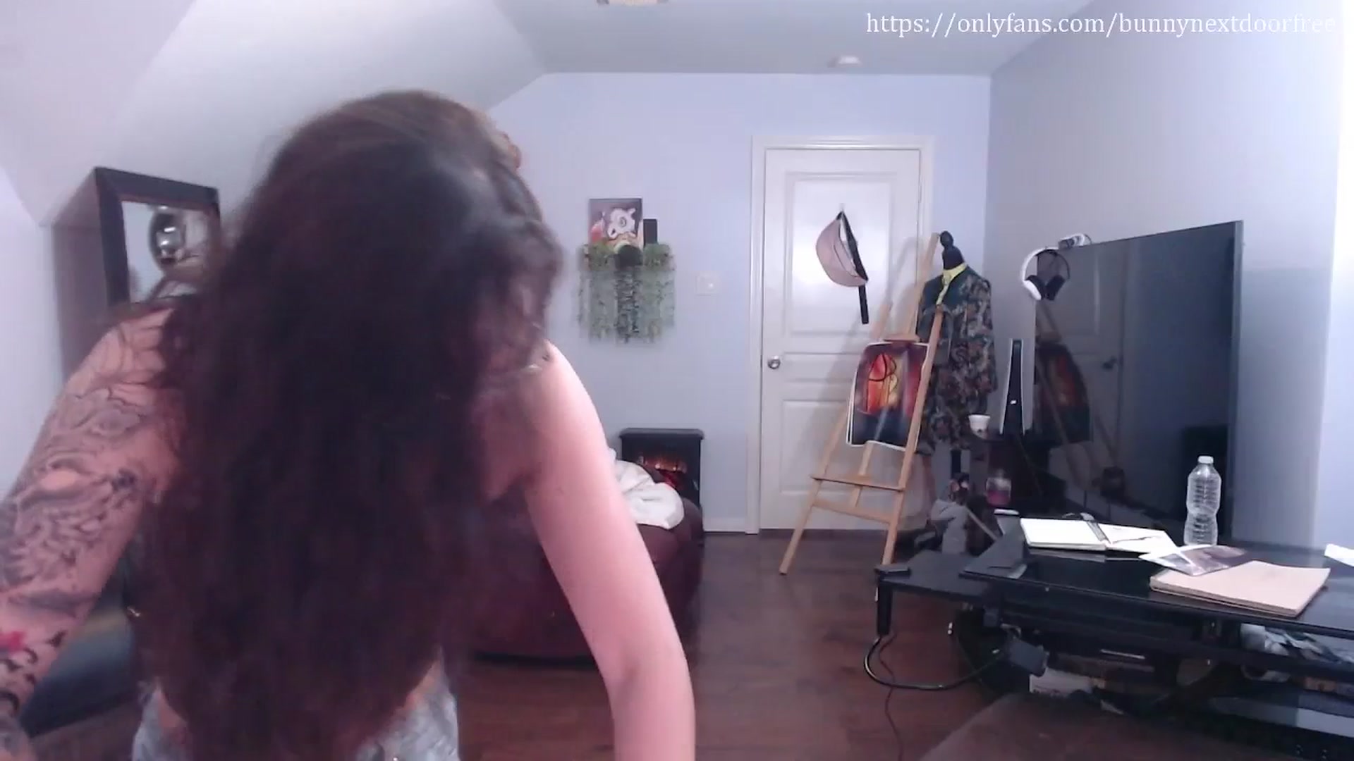Gallery image thumbnail from BunnyNextDoor's myfreecams stream on, 09/04/2023, 17:01 image 5 of 20