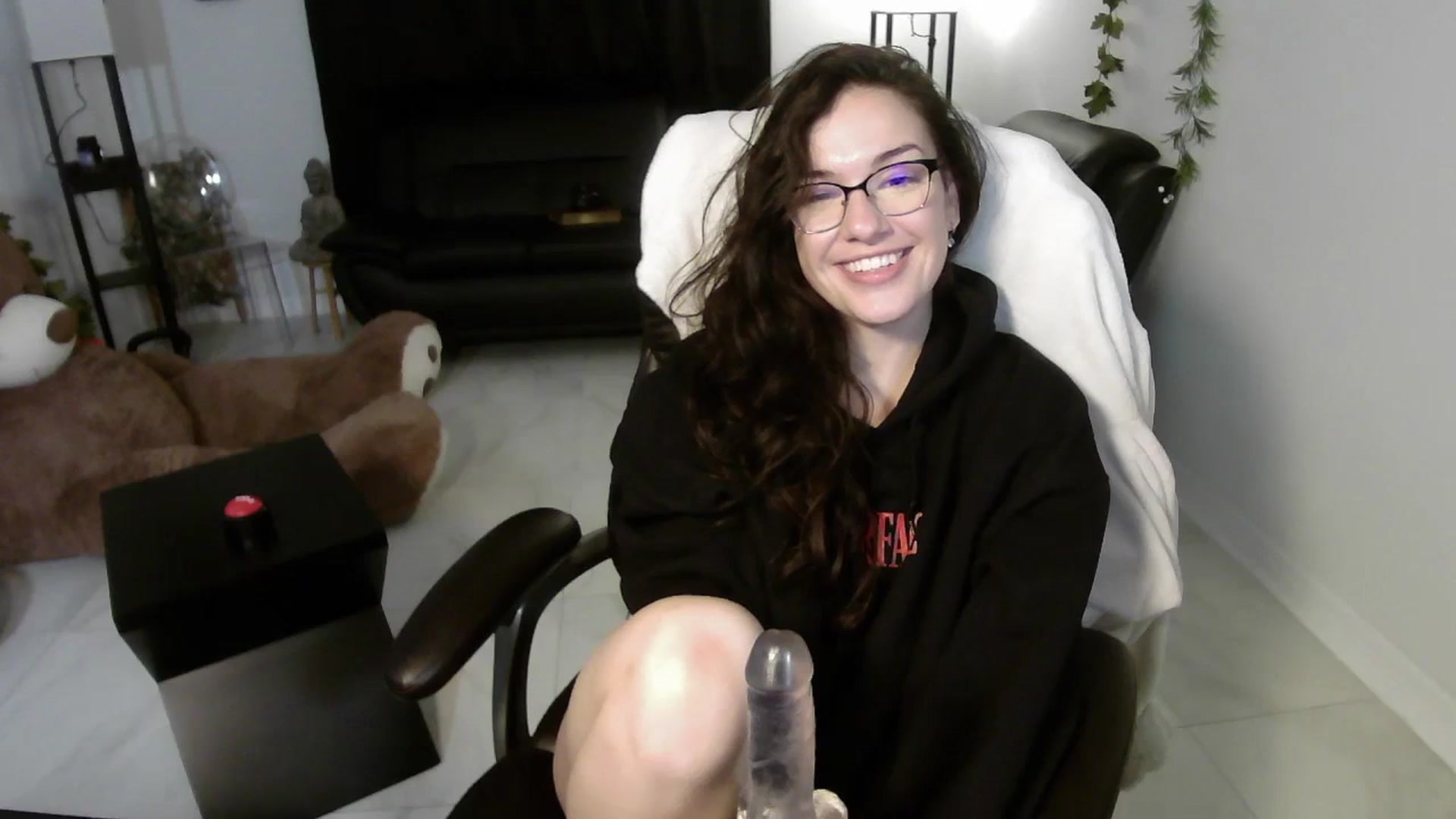 Gallery image thumbnail from BunnyNextDoor's myfreecams stream on, 10/09/2023, 01:19 image 15 of 20