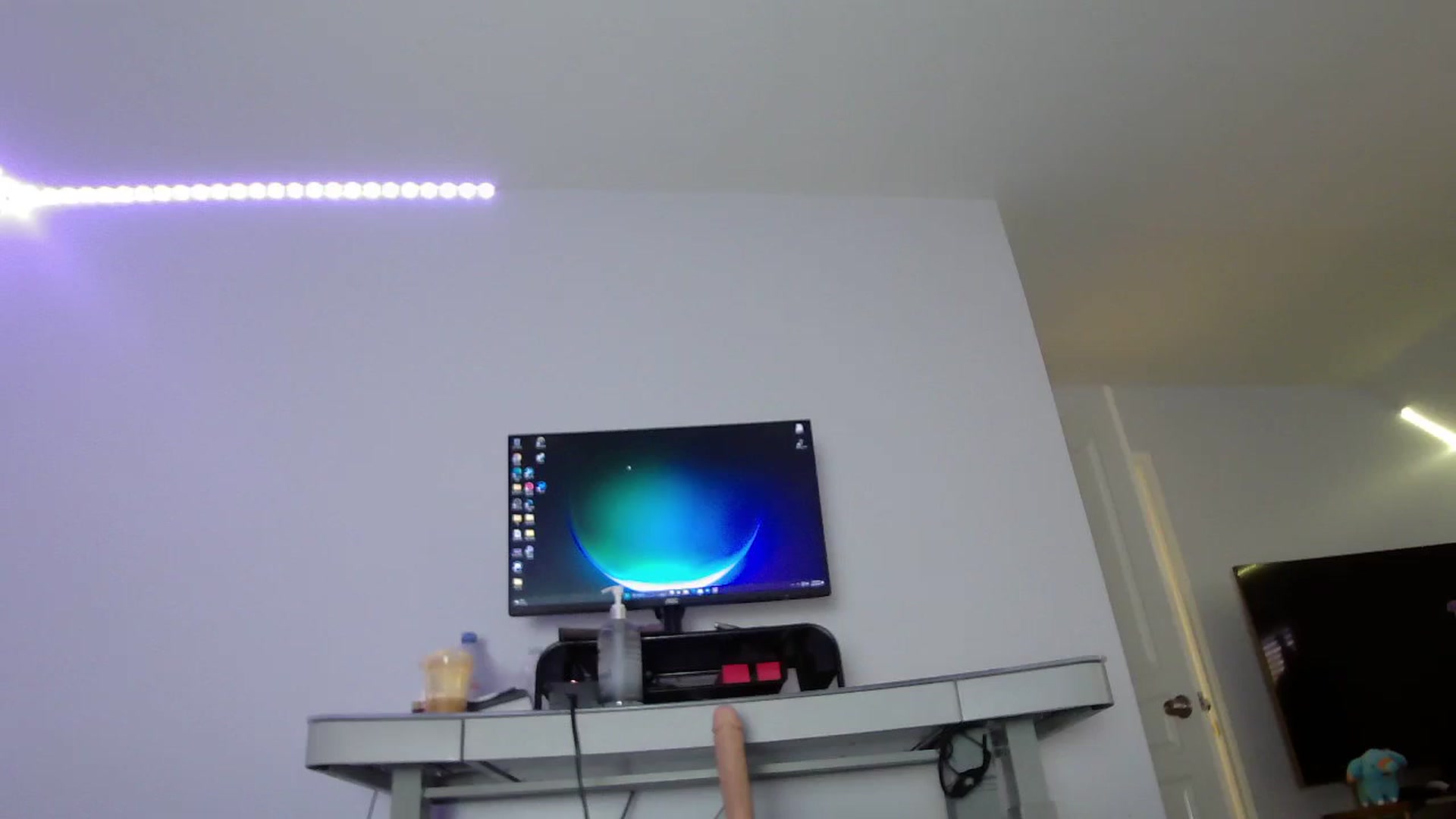 Gallery image thumbnail from BunnyNextDoor's myfreecams stream on, 11/07/2023, 17:02 image 9 of 20