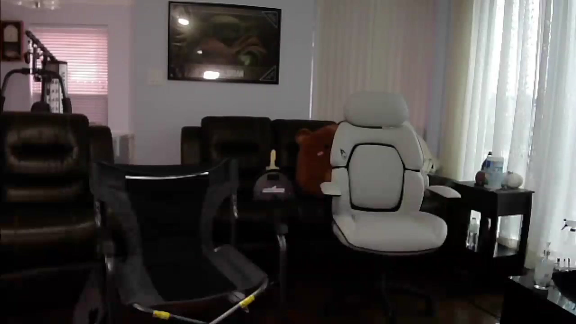 Gallery image thumbnail from BunnyNextDoor's myfreecams stream on, 11/16/2023, 18:02 image 13 of 20