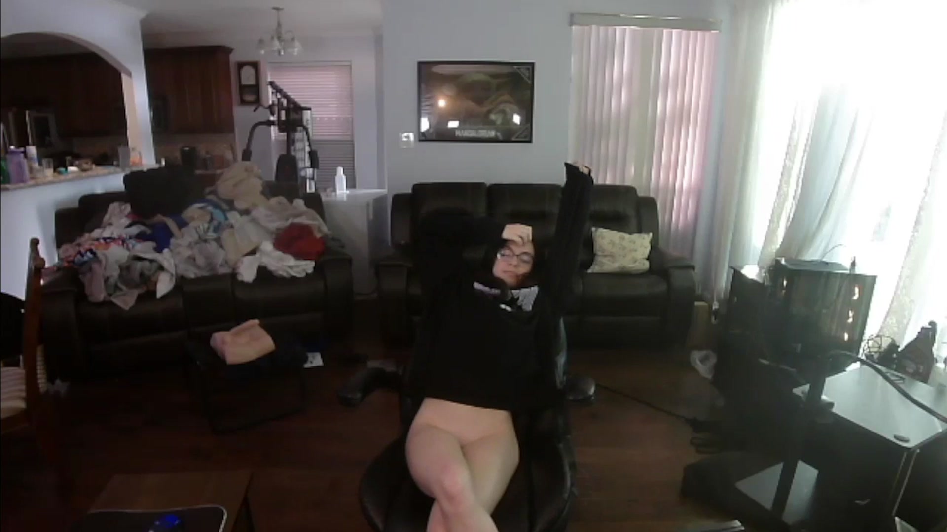 Gallery image thumbnail from BunnyNextDoor's myfreecams stream on, 11/27/2023, 13:50 image 18 of 20