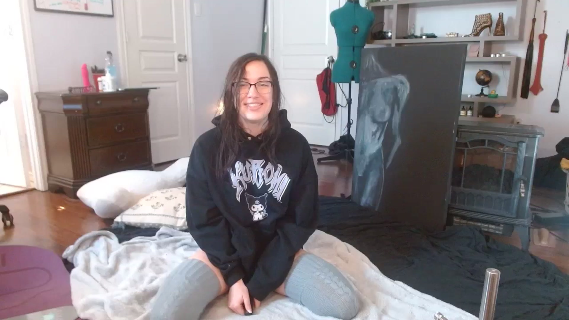 Gallery image thumbnail from BunnyNextDoor's myfreecams stream on, 12/11/2023, 17:04 image 7 of 20