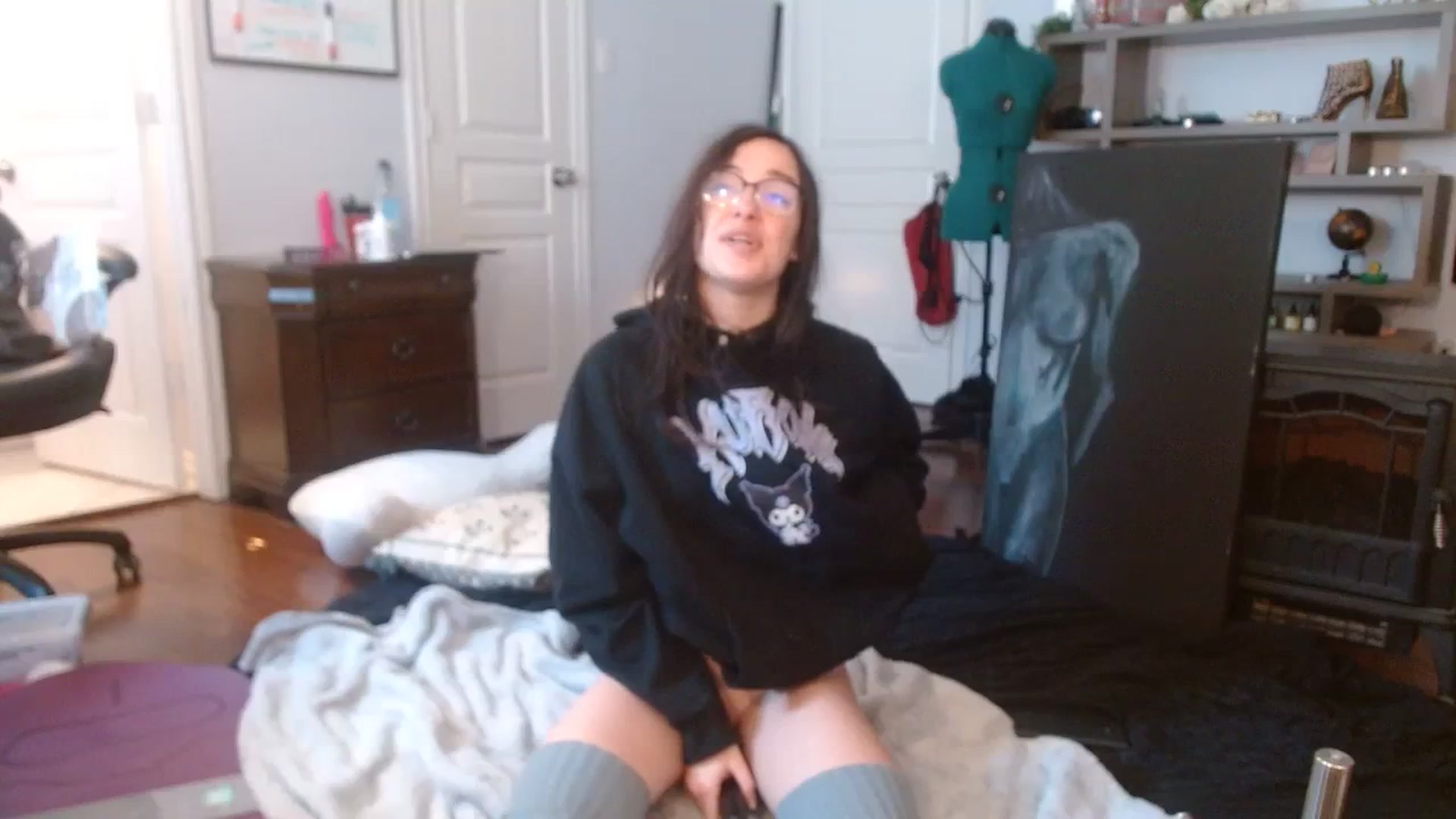 Gallery image thumbnail from BunnyNextDoor's myfreecams stream on, 12/11/2023, 17:04 image 16 of 20