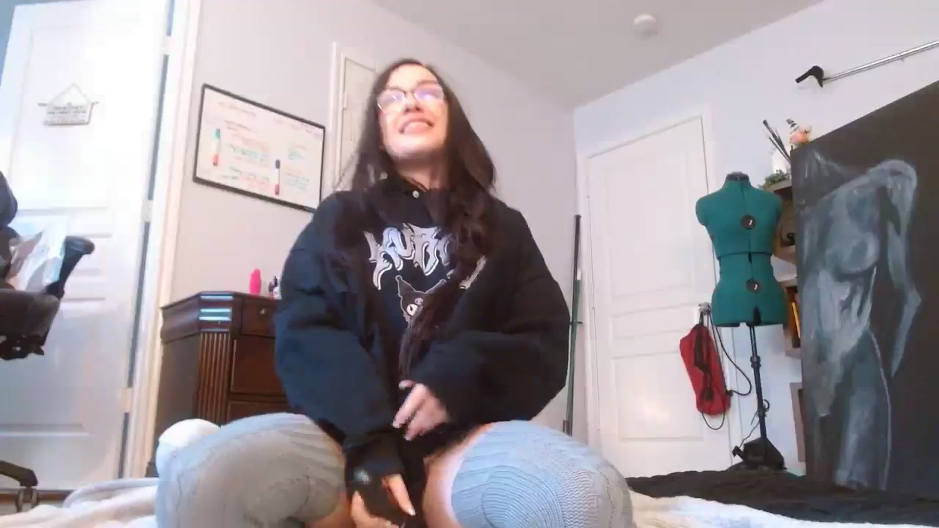 Gallery image thumbnail from BunnyNextDoor's myfreecams stream on, 12/11/2023, 17:50 image 7 of 20
