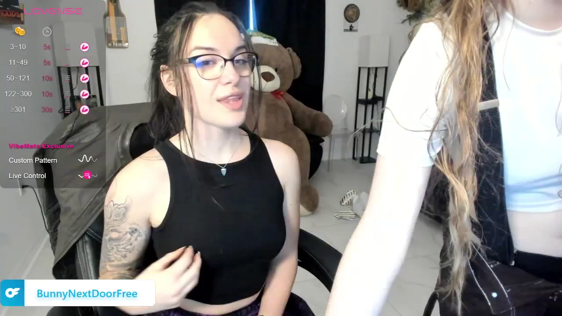 Gallery image thumbnail from BunnyNextDoor's myfreecams stream on, 12/12/2023, 21:10 image 3 of 20
