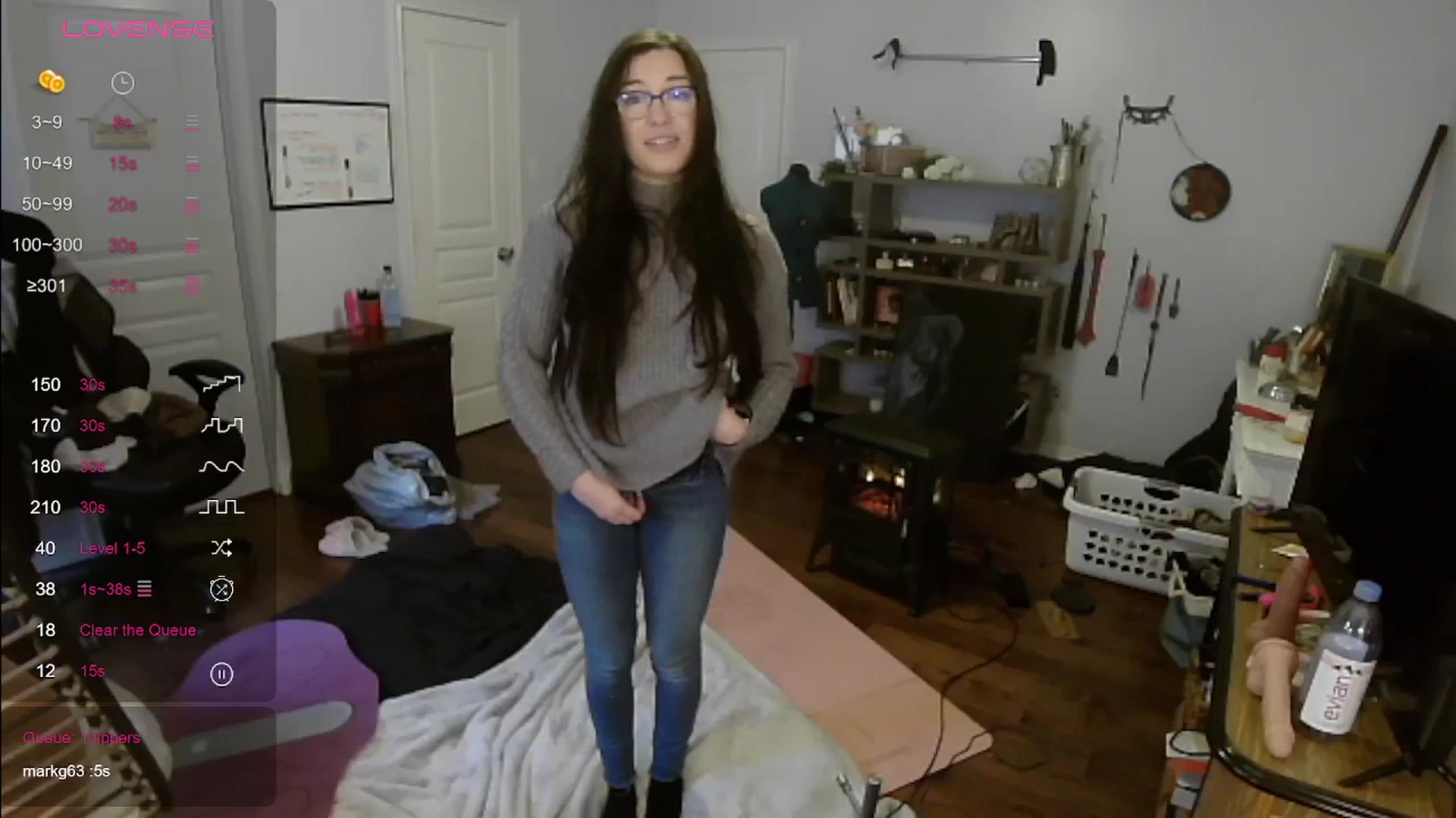 Gallery image thumbnail from BunnyNextDoor's myfreecams stream on, 12/13/2023, 21:03 image 10 of 20
