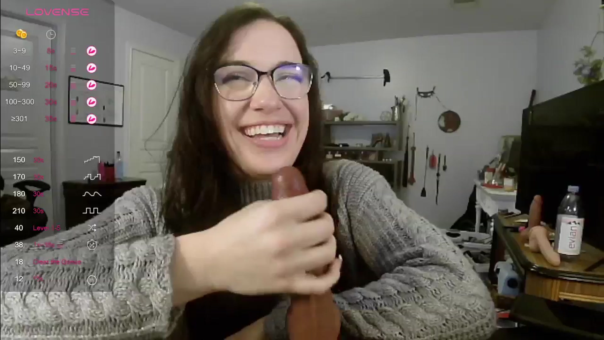 Gallery image thumbnail from BunnyNextDoor's myfreecams stream on, 12/13/2023, 21:03 image 7 of 20