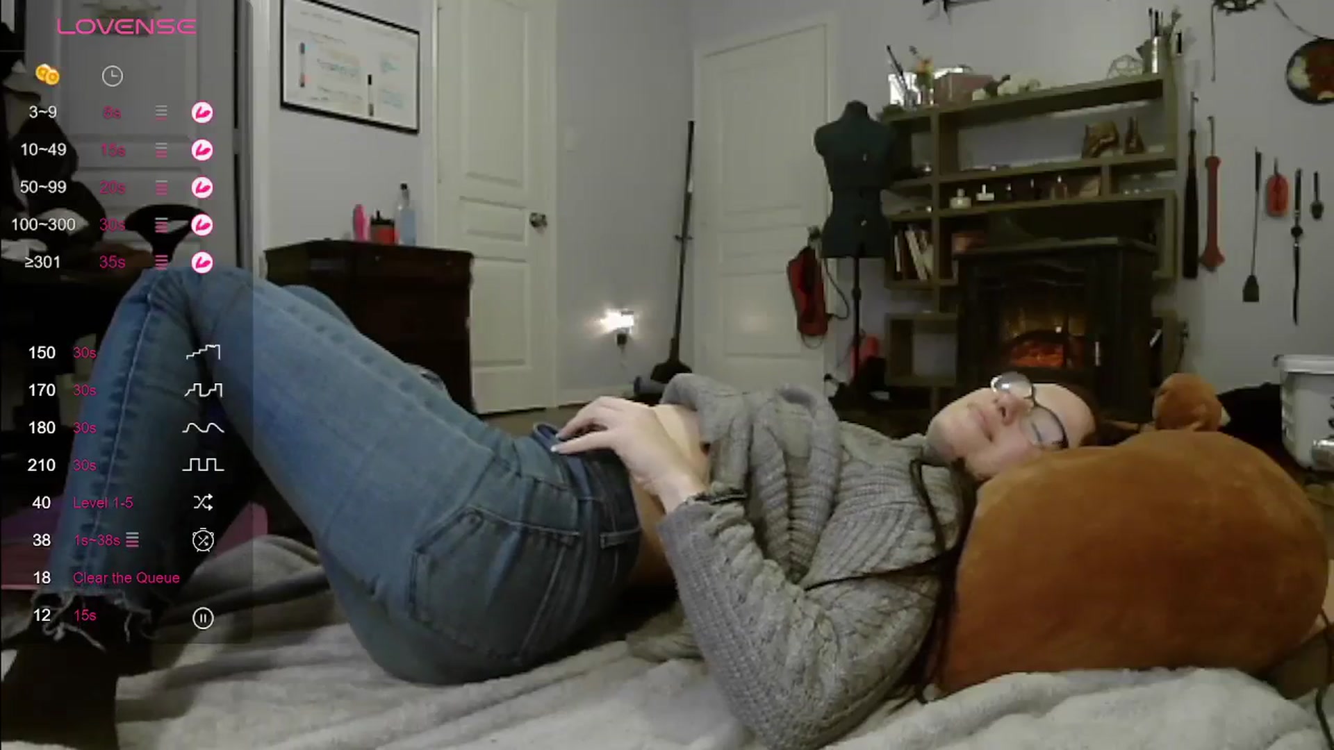 Gallery image thumbnail from BunnyNextDoor's myfreecams stream on, 12/13/2023, 22:23 image 16 of 20
