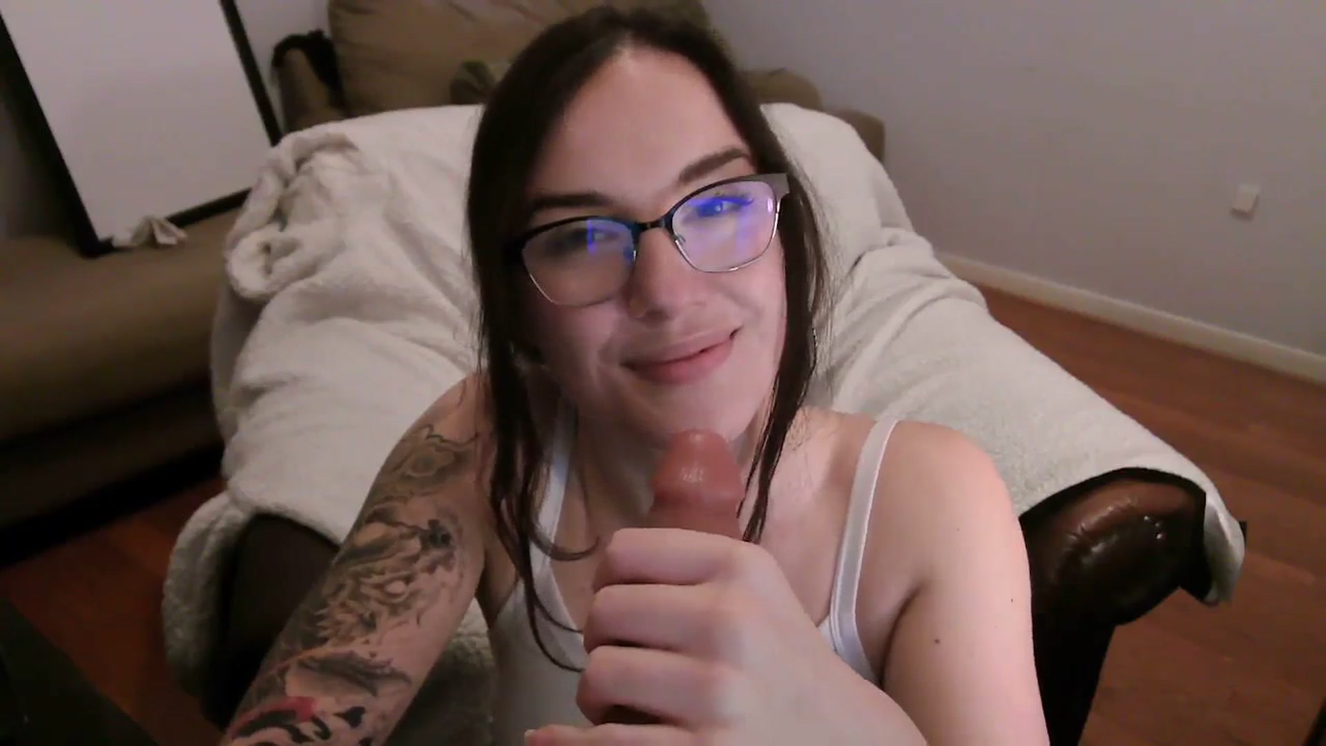 Gallery image thumbnail from BunnyNextDoor's myfreecams stream on, 12/24/2023, 17:40 image 11 of 20