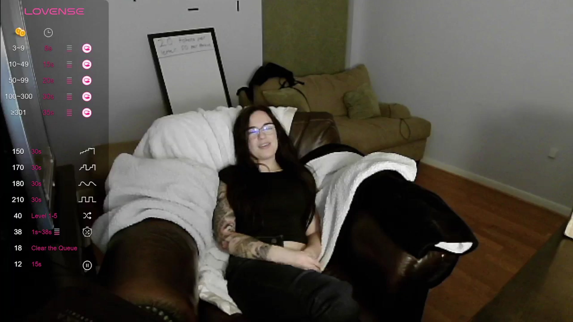 Gallery image thumbnail from BunnyNextDoor's myfreecams stream on, 12/27/2023, 01:42 image 14 of 20