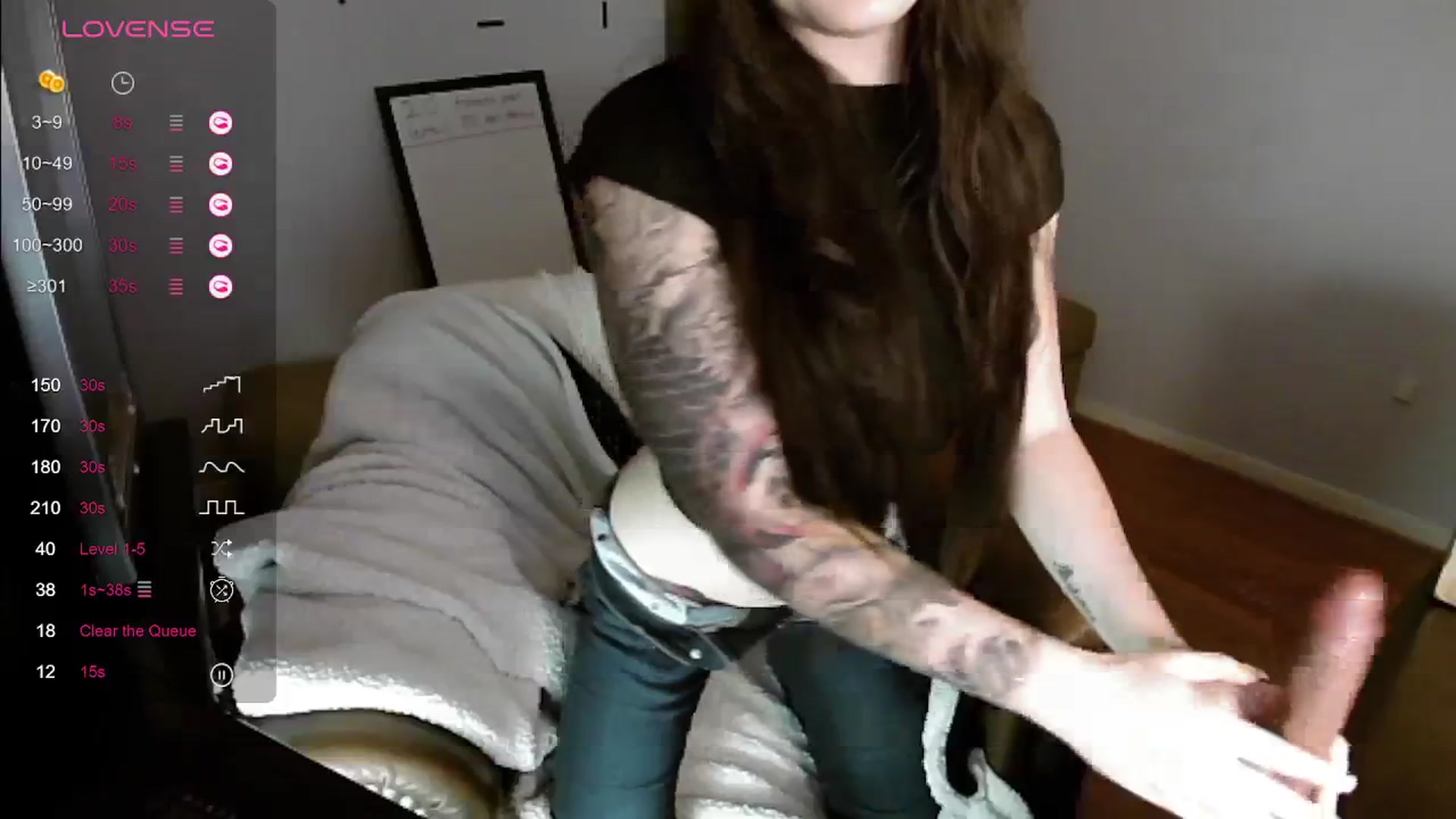 Gallery image thumbnail from BunnyNextDoor's myfreecams stream on, 12/27/2023, 01:42 image 10 of 20