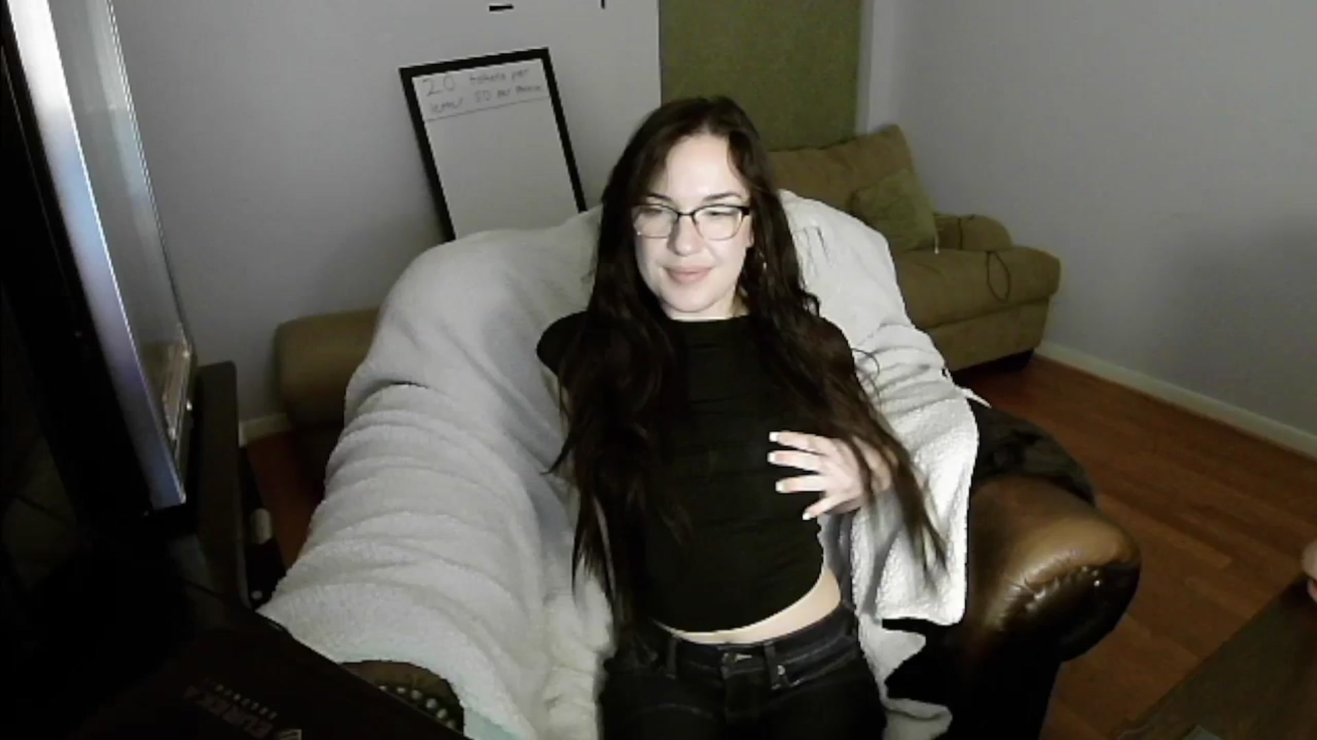 Gallery image thumbnail from BunnyNextDoor's myfreecams stream on, 12/27/2023, 04:23 image 1 of 20