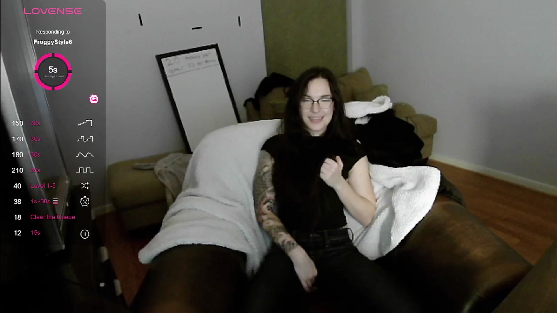 Gallery image thumbnail from BunnyNextDoor's myfreecams stream on, 12/27/2023, 05:21 image 6 of 20