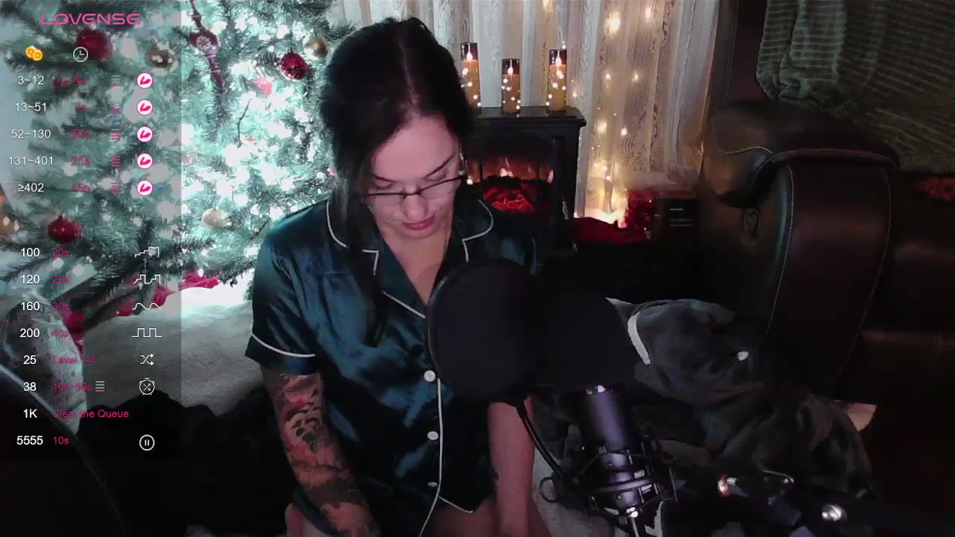 Gallery image thumbnail from BunnyNextDoor's myfreecams stream on, 12/28/2023, 02:44 image 9 of 20