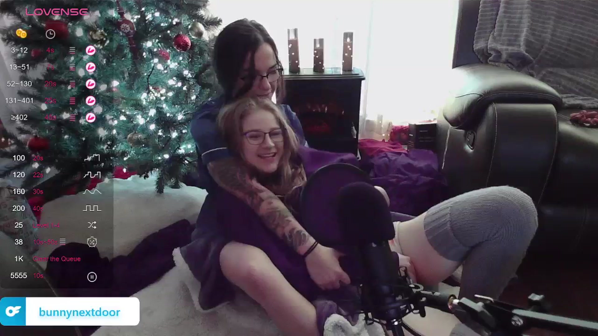 Gallery image thumbnail from BunnyNextDoor's myfreecams stream on, 12/28/2023, 16:17 image 5 of 20