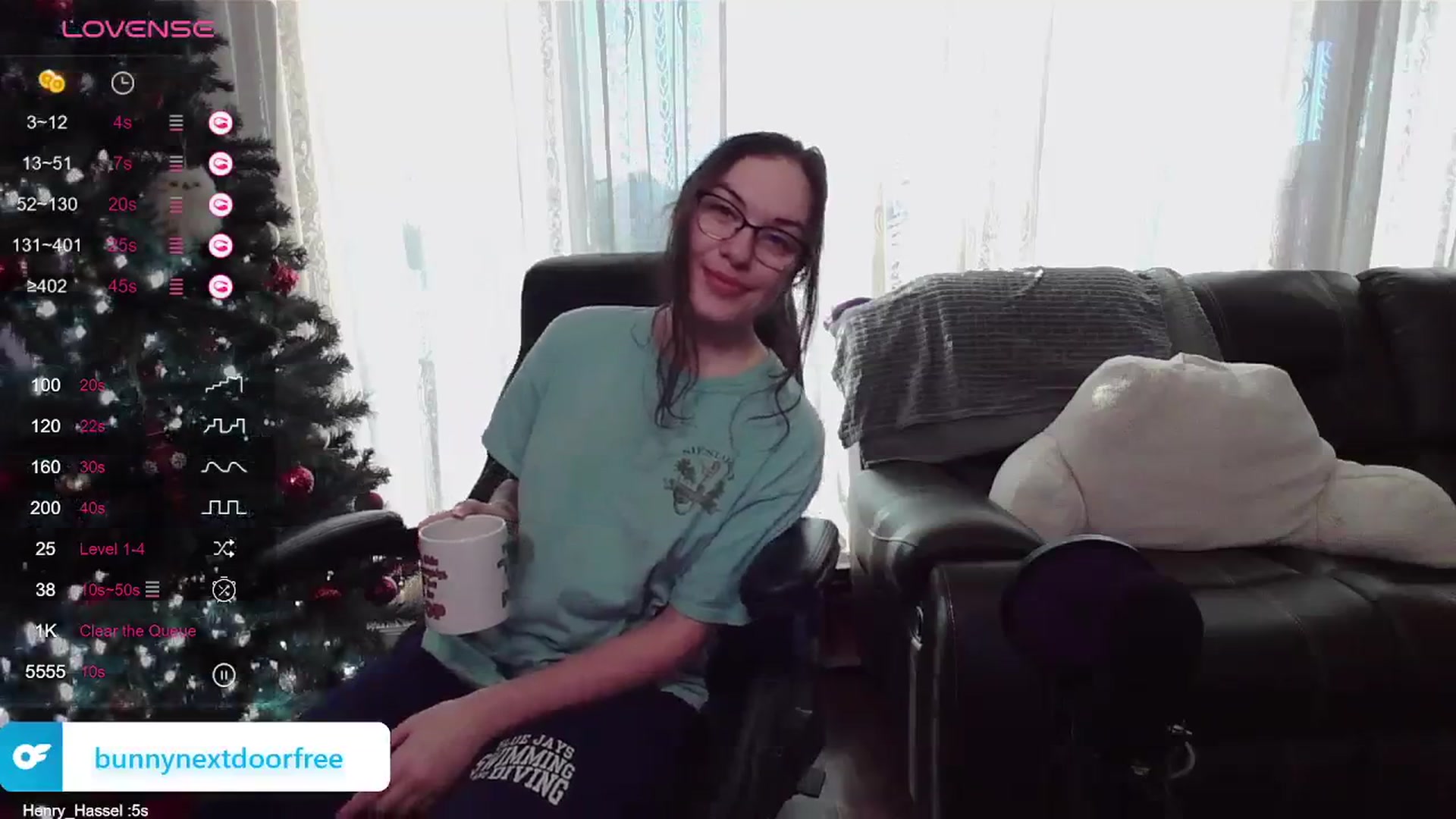 Gallery image thumbnail from BunnyNextDoor's myfreecams stream on, 12/29/2023, 15:36 image 4 of 20