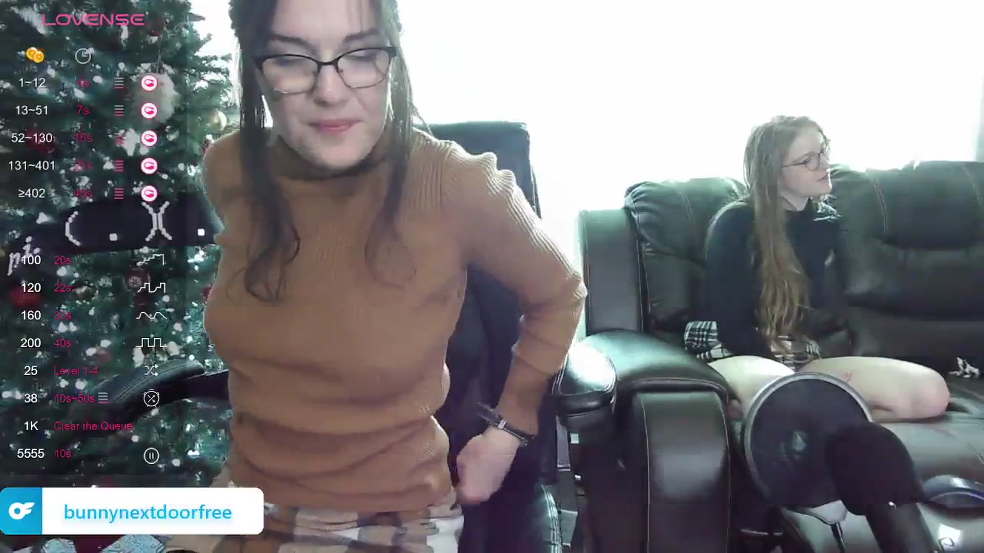 Gallery image thumbnail from BunnyNextDoor's myfreecams stream on, 12/31/2023, 20:40 image 15 of 20