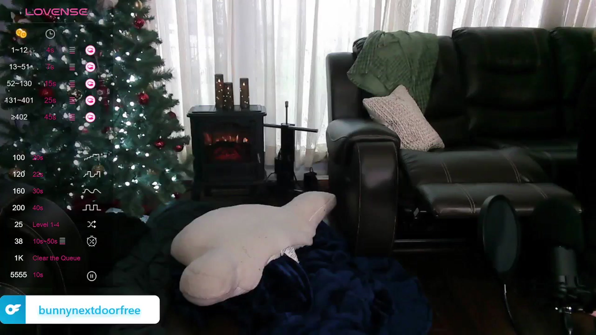 Gallery image thumbnail from BunnyNextDoor's myfreecams stream on, 01/01/2024, 17:15 image 10 of 20