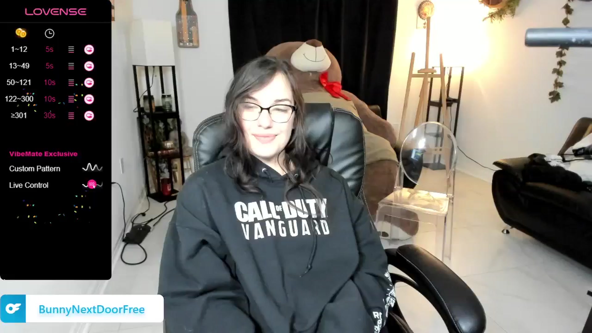 Gallery image thumbnail from BunnyNextDoor's myfreecams stream on, 01/02/2024, 24:02 image 1 of 20