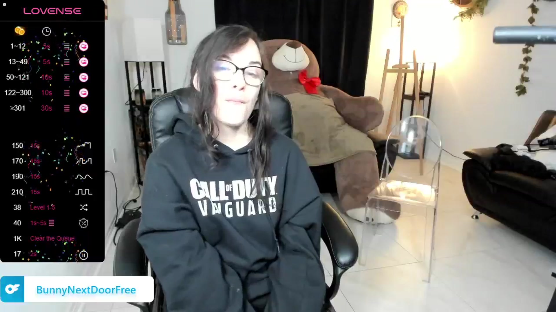 Gallery image thumbnail from BunnyNextDoor's myfreecams stream on, 01/02/2024, 24:02 image 11 of 20