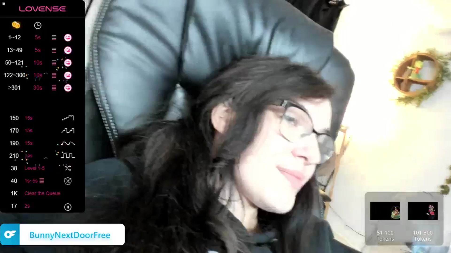 Gallery image thumbnail from BunnyNextDoor's myfreecams stream on, 01/02/2024, 24:02 image 19 of 20