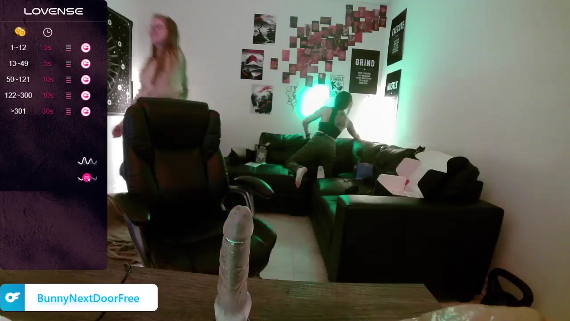 Gallery image thumbnail from BunnyNextDoor's myfreecams stream on, 01/02/2024, 19:59 image 18 of 20