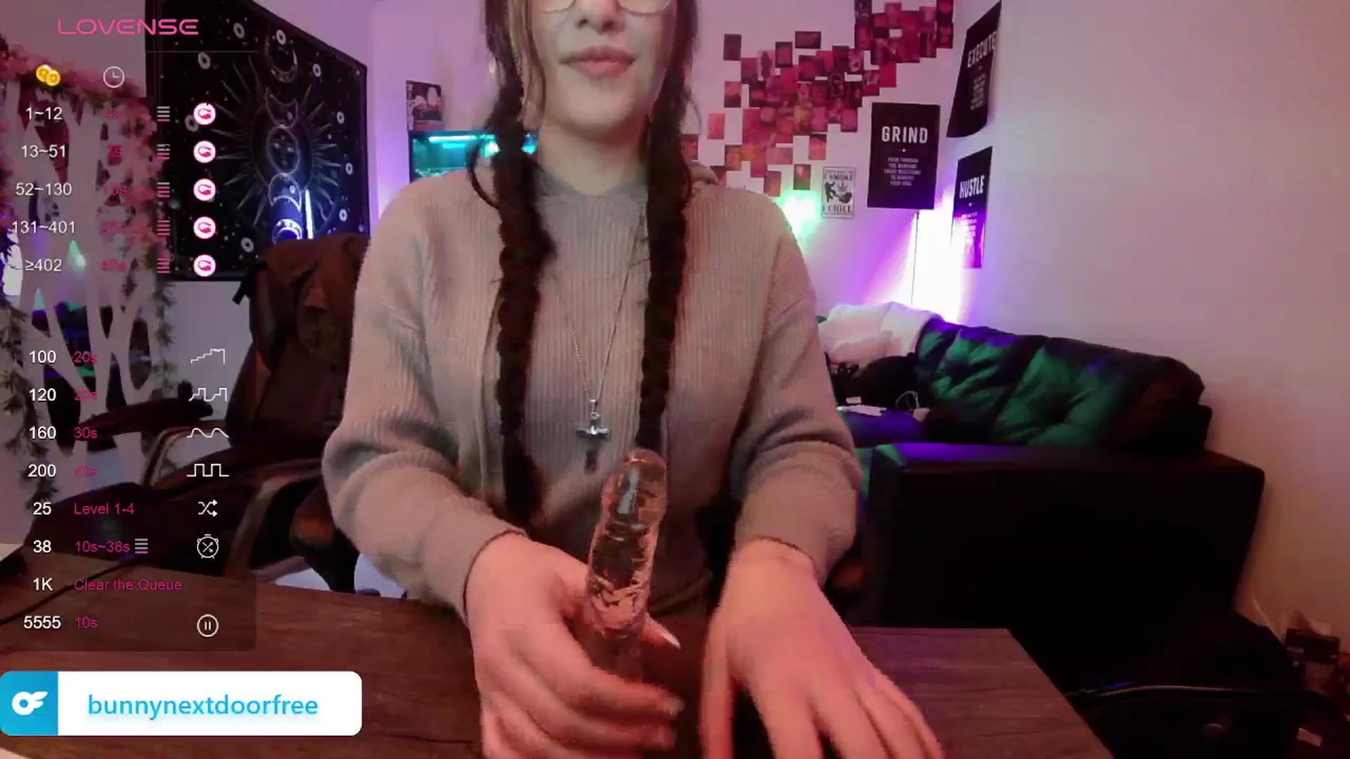 Gallery image thumbnail from BunnyNextDoor's myfreecams stream on, 01/04/2024, 16:34 image 2 of 20